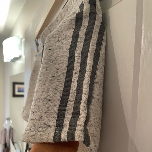 Adidas Jersey shorts. - Picture 3 of 7